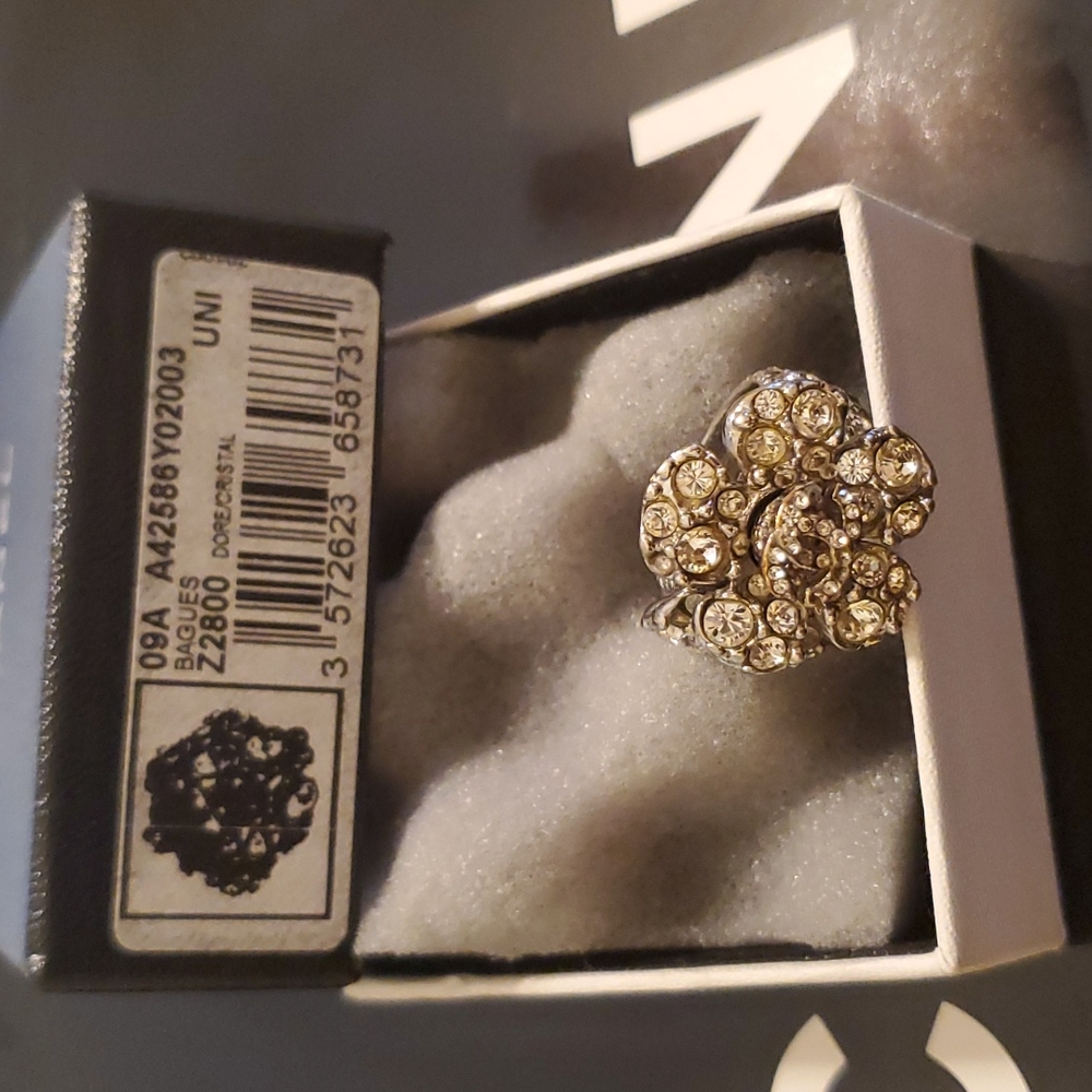 Chanel camellia ring